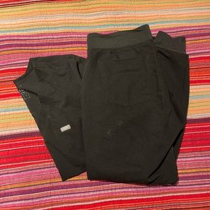 Figs One Pocket Scrub Top and Zamora Jogger SP